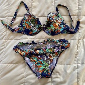 Cute floral two piece swimsuit